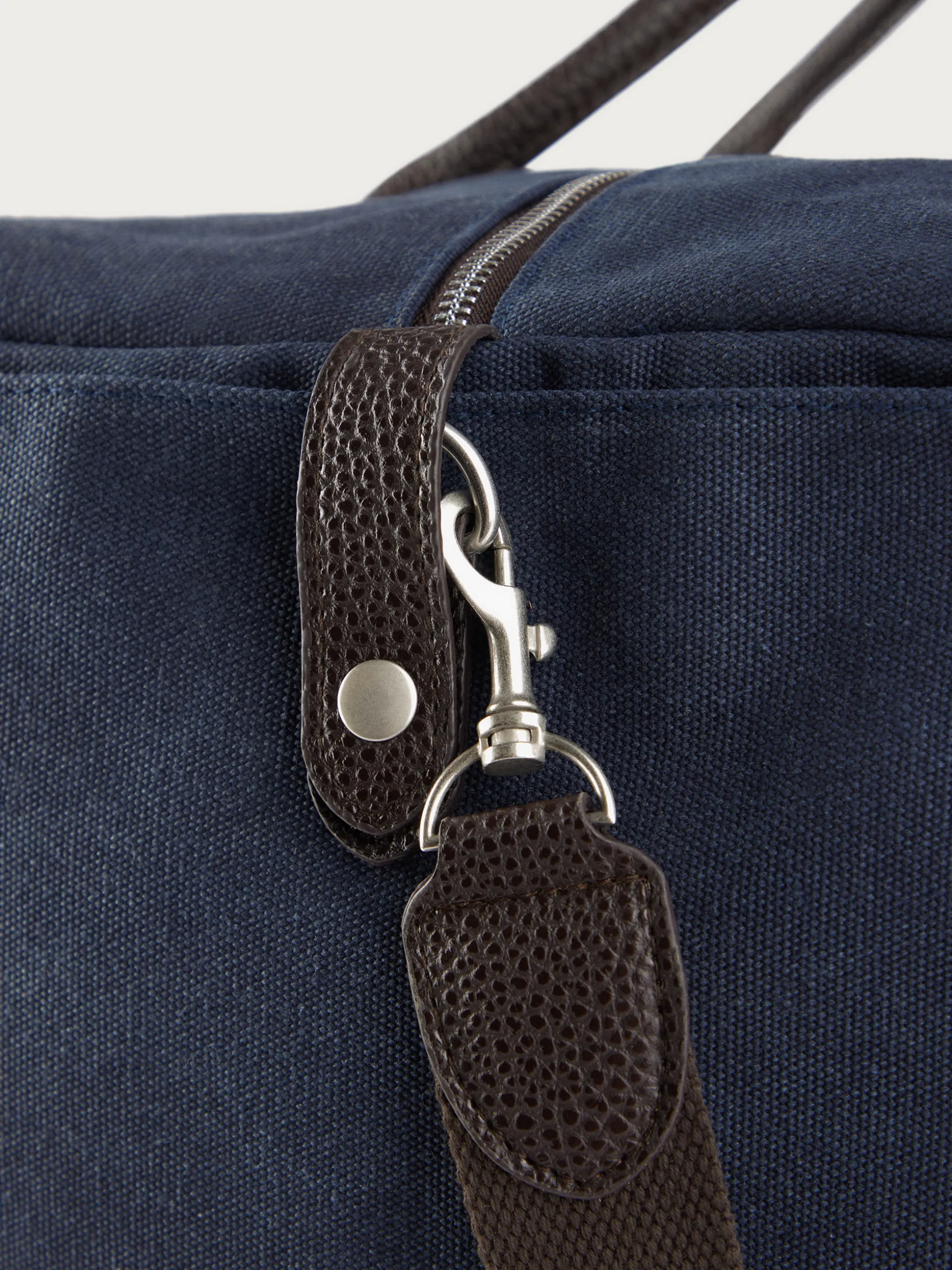 BOLSA NOLAN AZUL MARINO