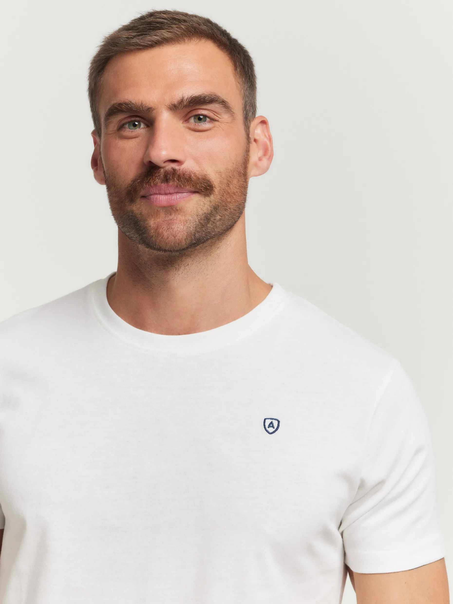 CAMISETA BASICA BLANCO