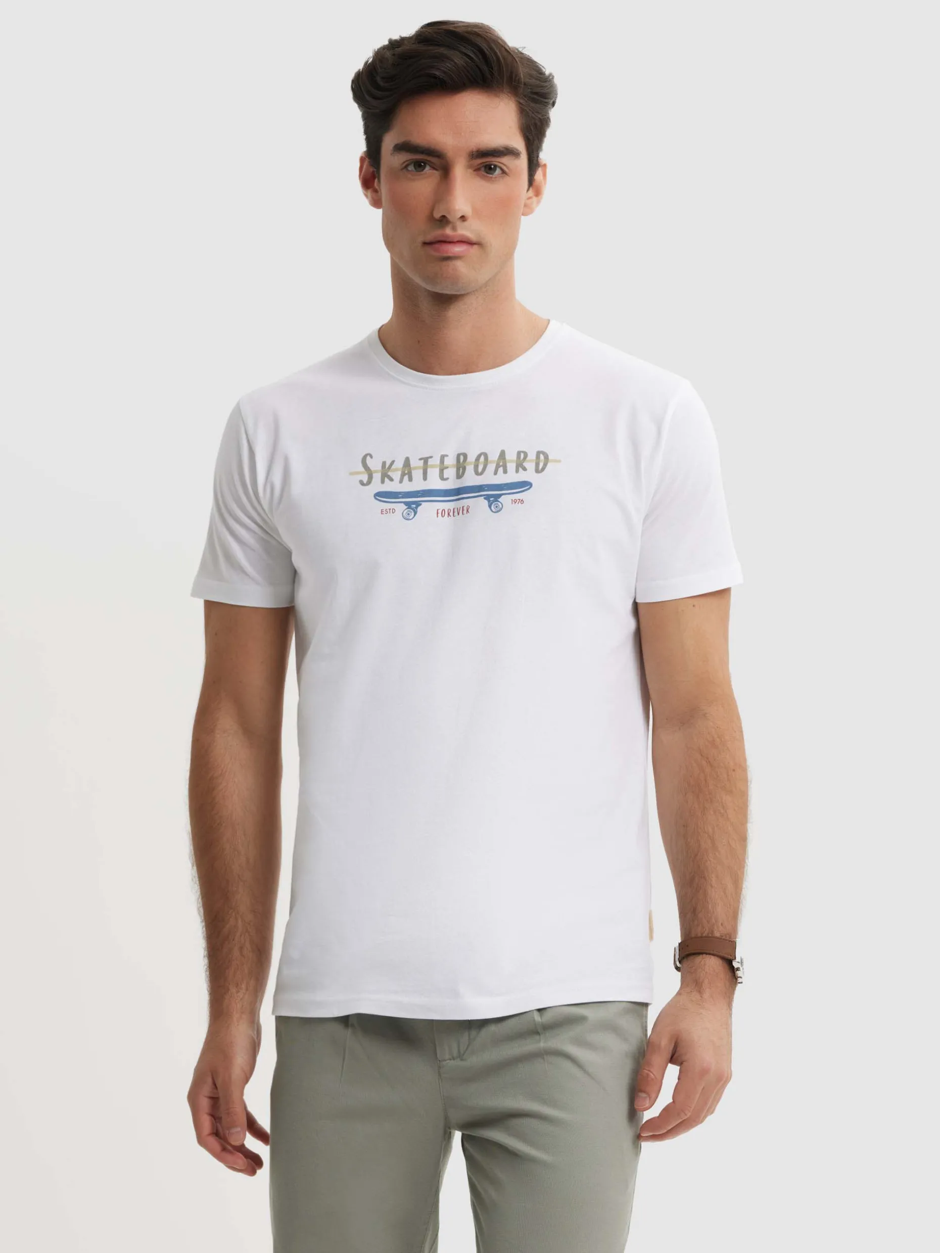 CAMISETA SKATEBOARD BLANCO