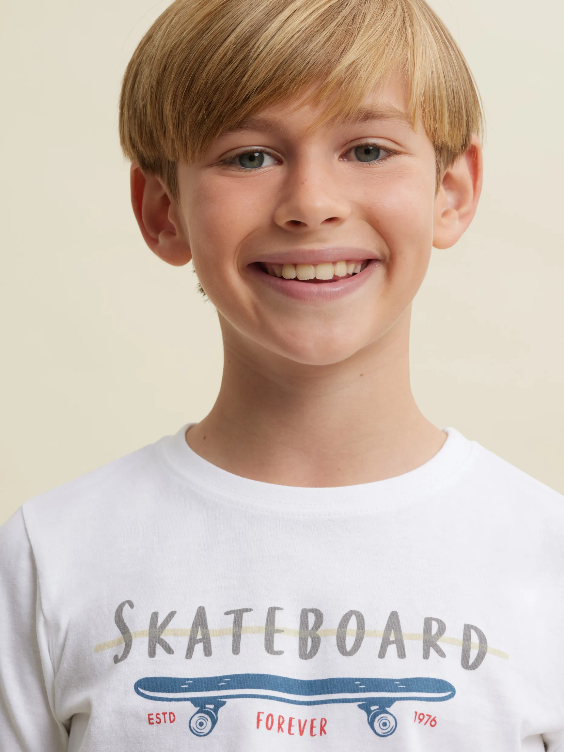 CAMISETA SKATEBOARD KIDS BLANCO