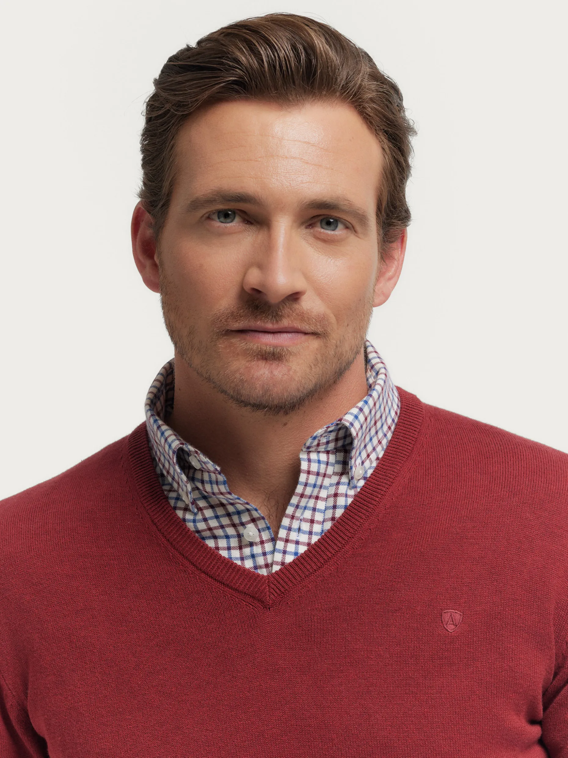 JERSEY V-NECK TRENDY BURDEOS