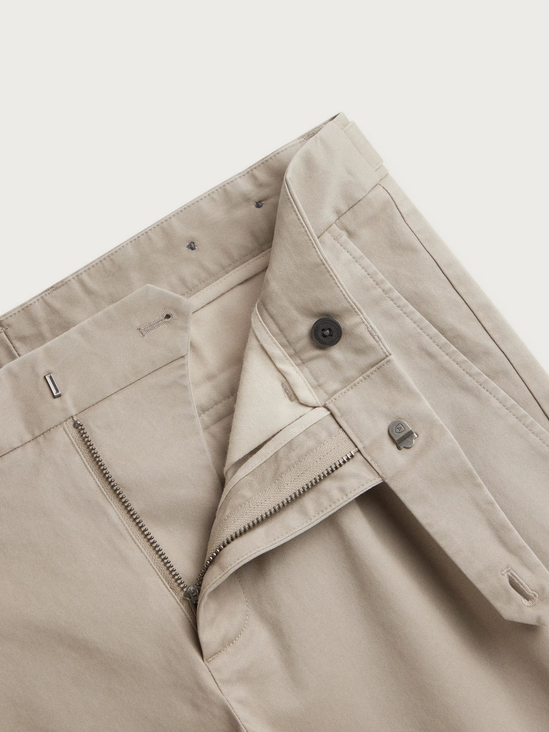 PANTALON CARROT BEIGE