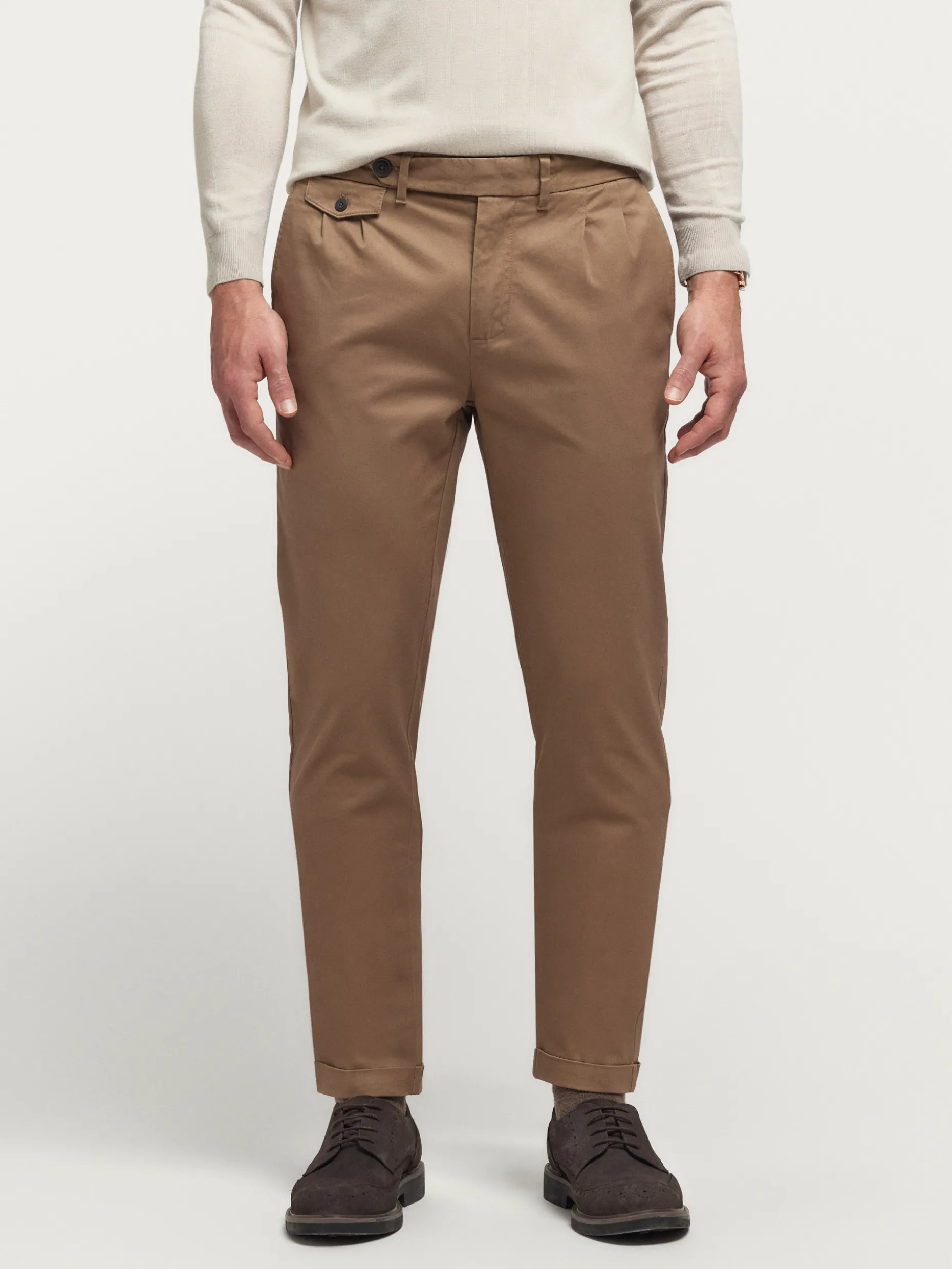 PANTALON CARROT CAMEL