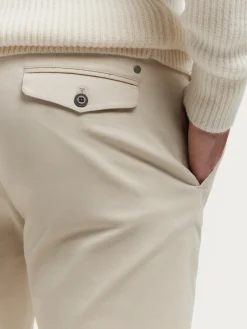 PANTALON CARROT CRUDO