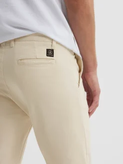 PANTALON CHINO COMFORT CRUDO