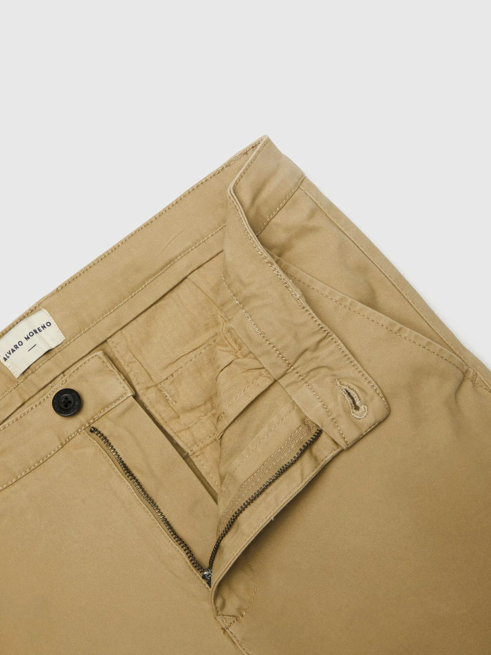 PANTALON CHINO SLIM FIT CAMEL