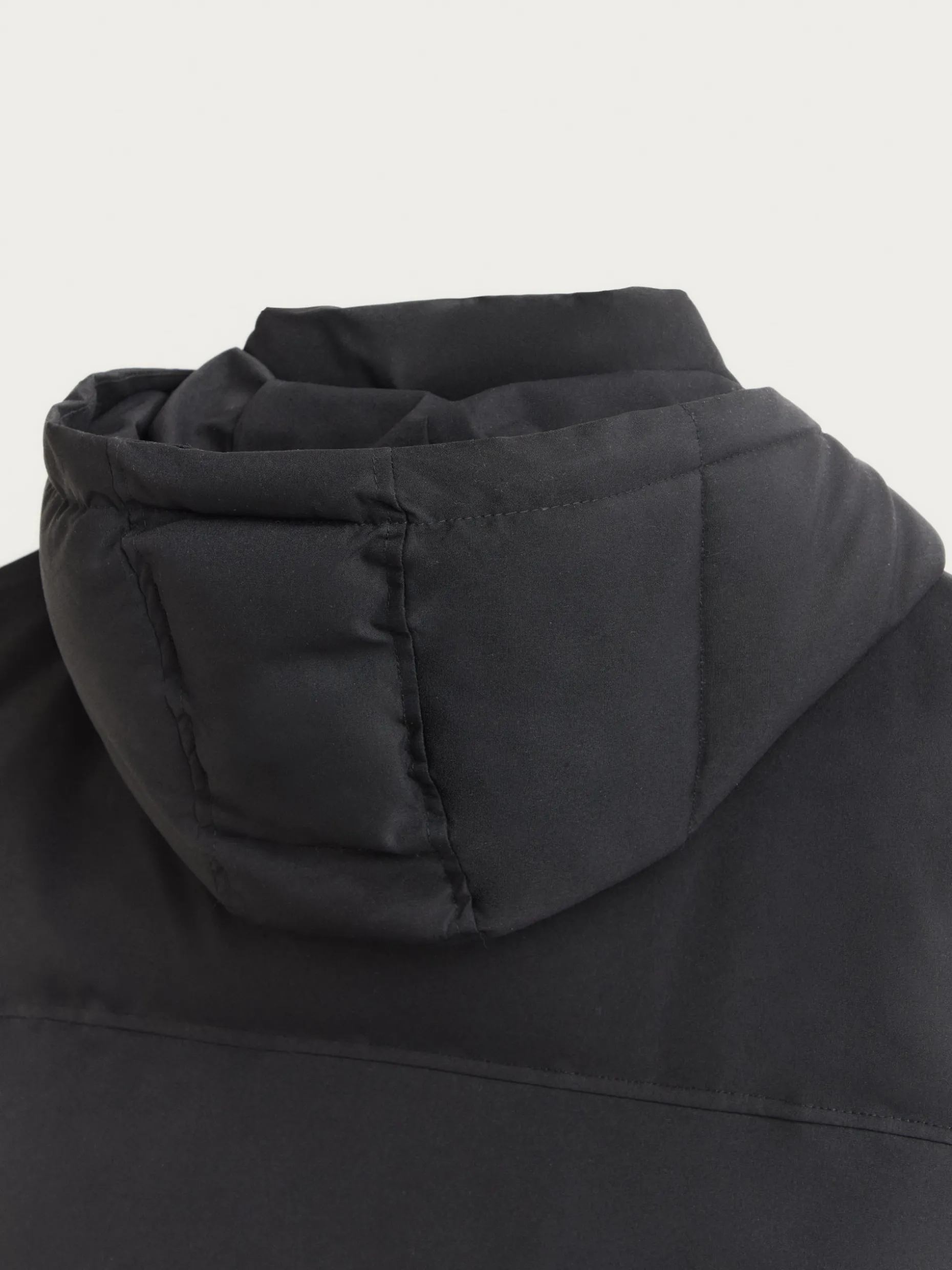 PARKA BASKERVILLE NEGRO