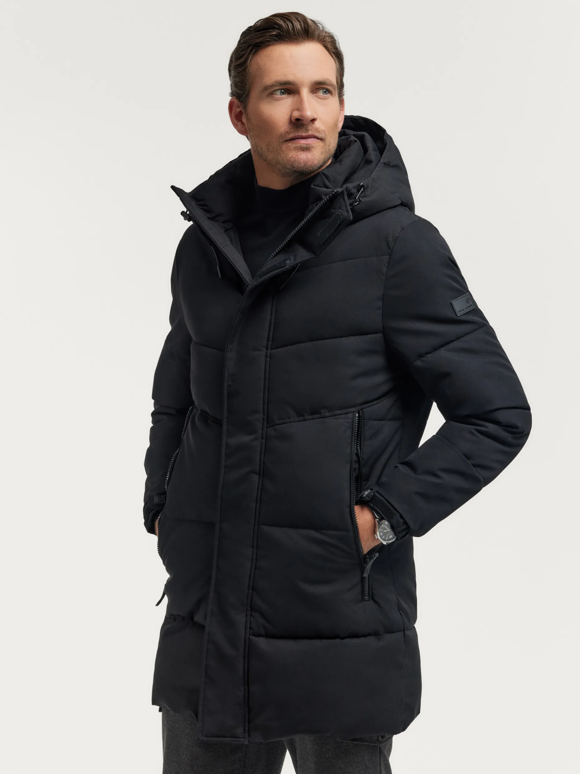 PARKA BASKERVILLE NEGRO