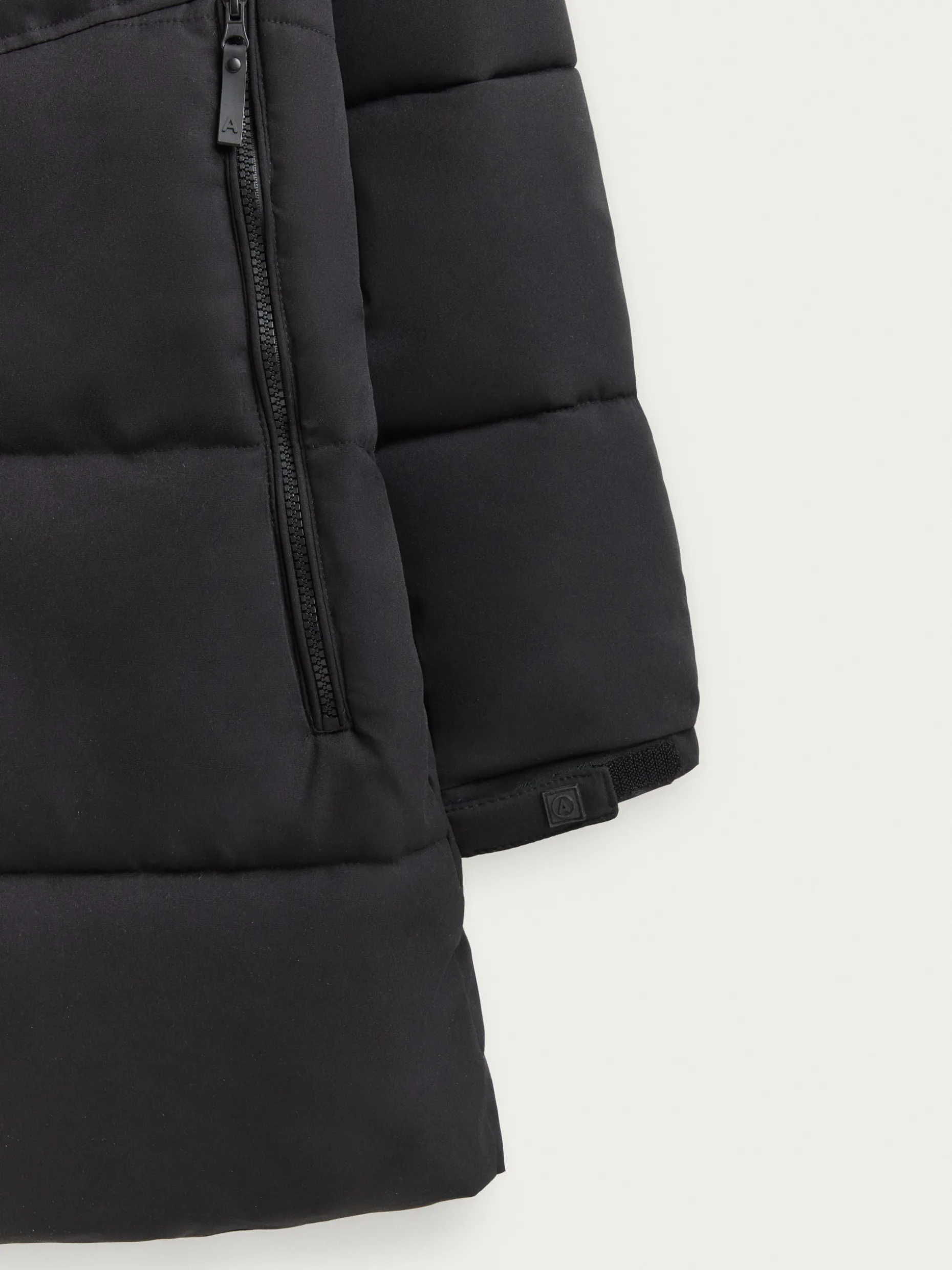 PARKA BASKERVILLE NEGRO