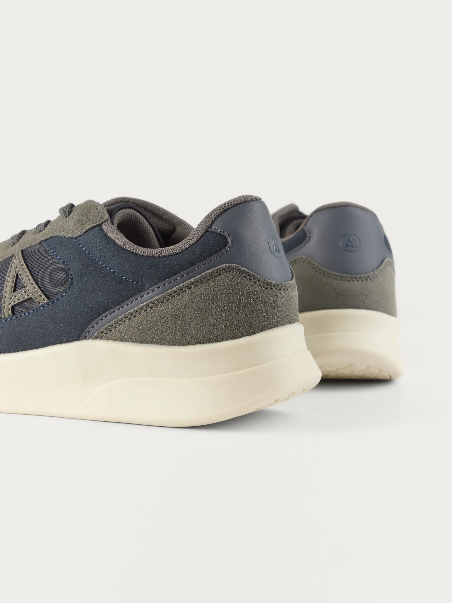 SNEAKERS BRUSSELS AZUL MARINO