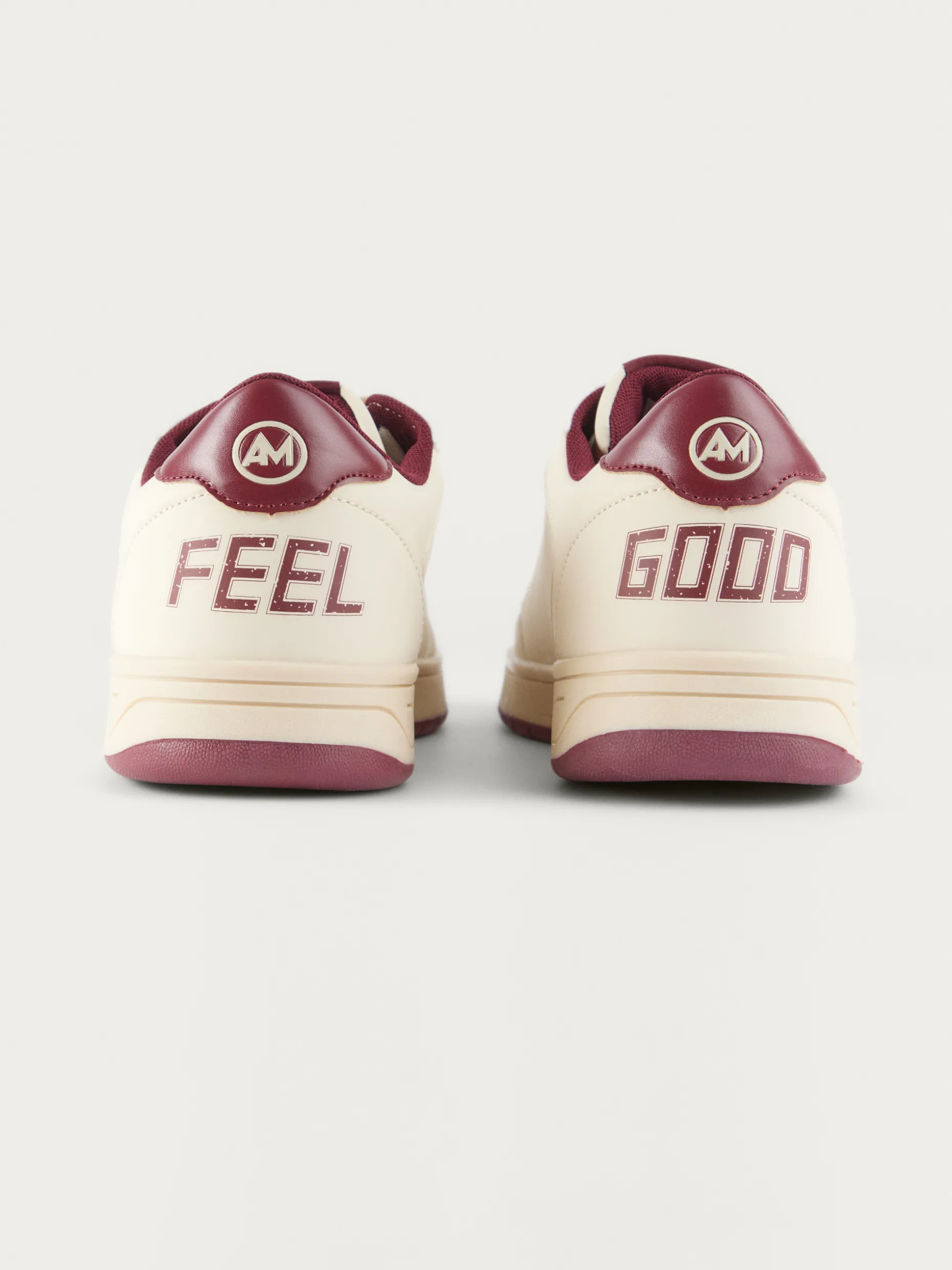 SNEAKERS FEEL BURDEOS